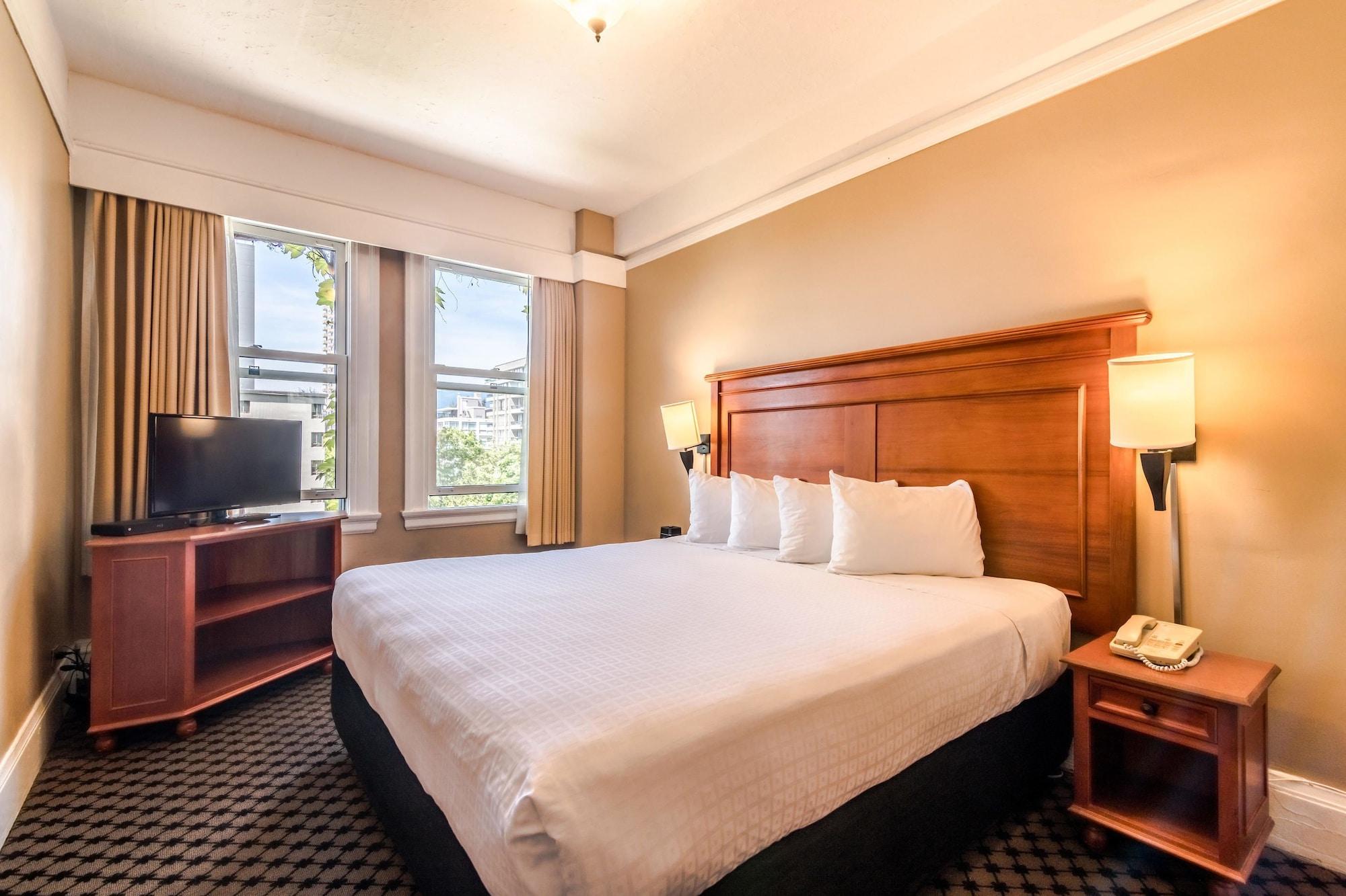 The Sylvia Hotel Vancouver Exterior photo