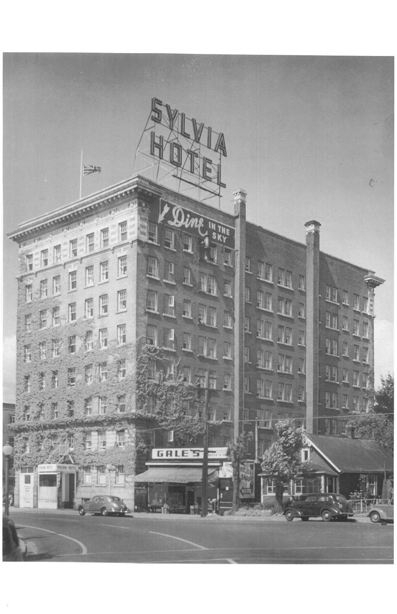 The Sylvia Hotel Vancouver Exterior photo