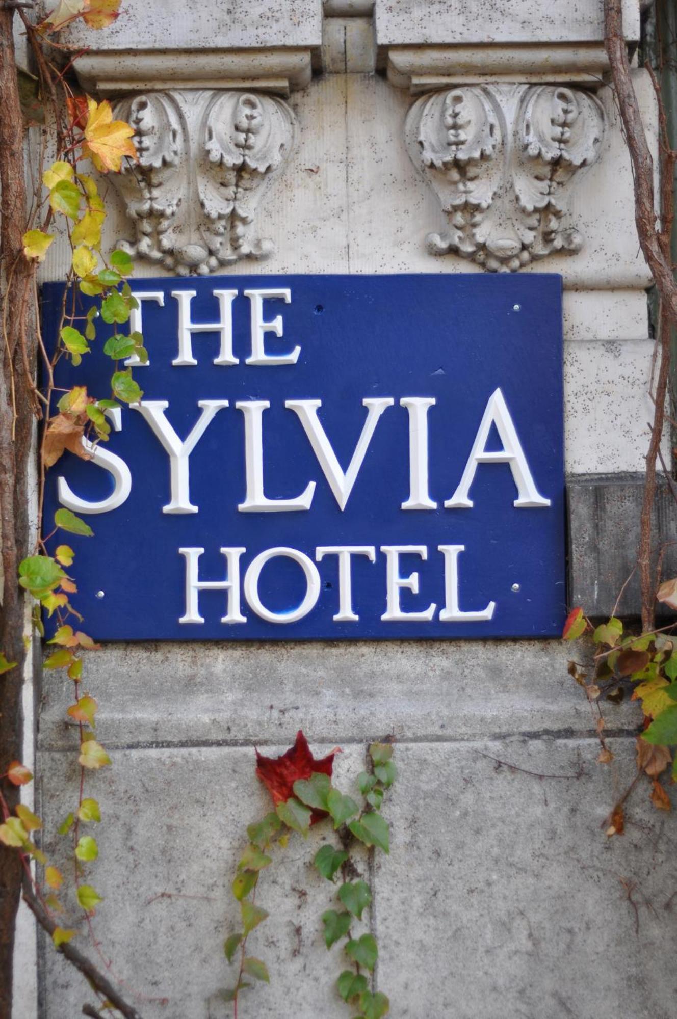The Sylvia Hotel Vancouver Exterior photo