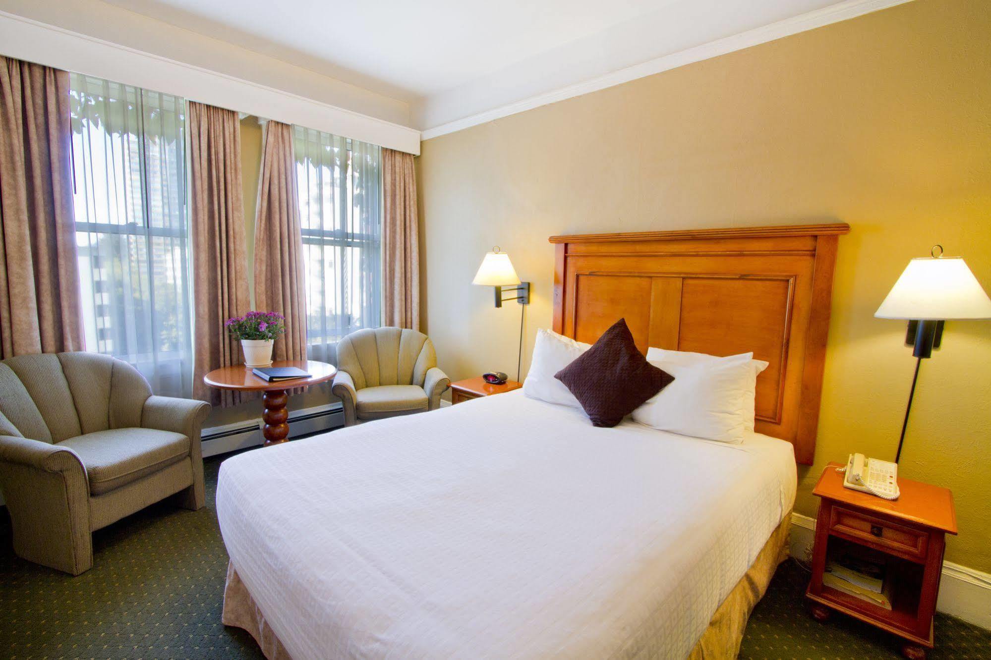 The Sylvia Hotel Vancouver Exterior photo