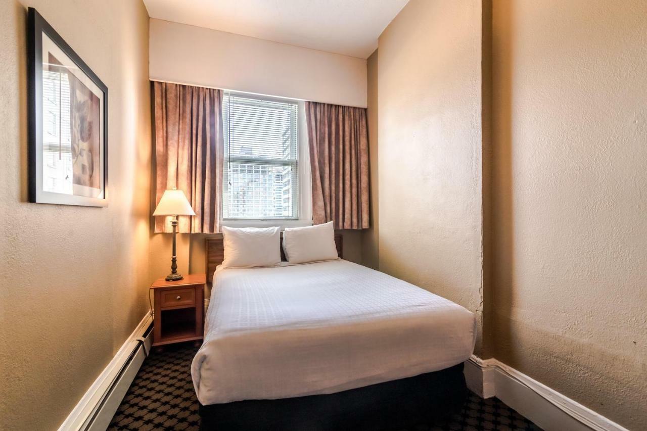 The Sylvia Hotel Vancouver Exterior photo